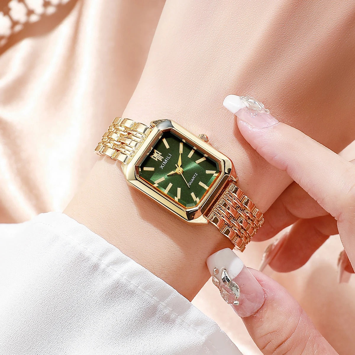 Women’s Rectangular Quartz Watch – Rexyle Lunea Edition