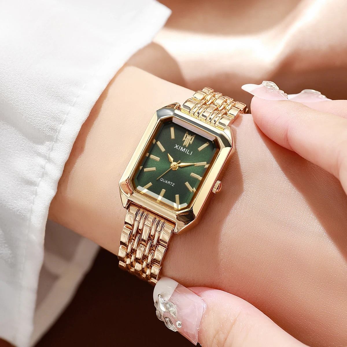 Women’s Rectangular Quartz Watch – Rexyle Lunea Edition
