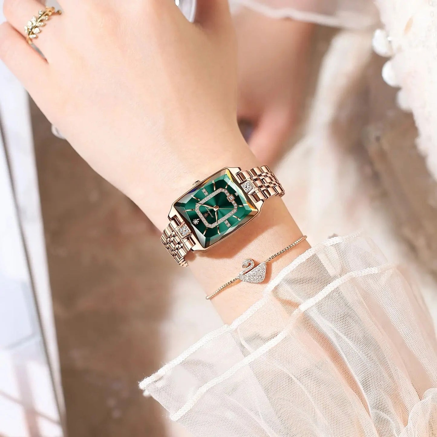 Women’s Rectangular Quartz Watch – Rexyle Elara Edition